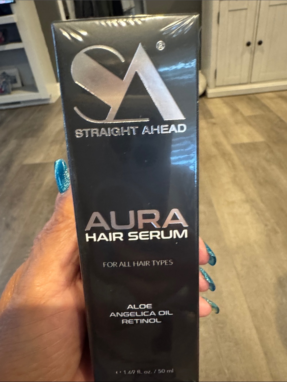 Straight Ahead AURA Hair Serum - Black Packaging